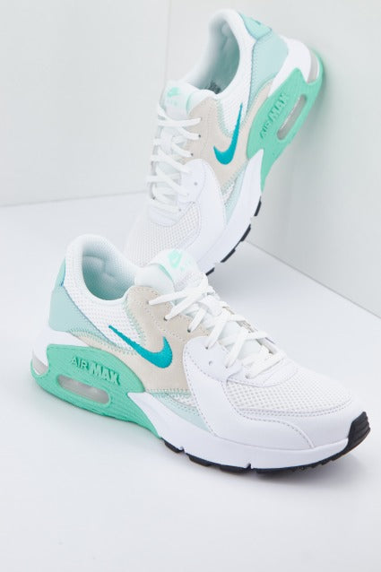 NIKE MAX EXCEEE en color VERDE  (2)