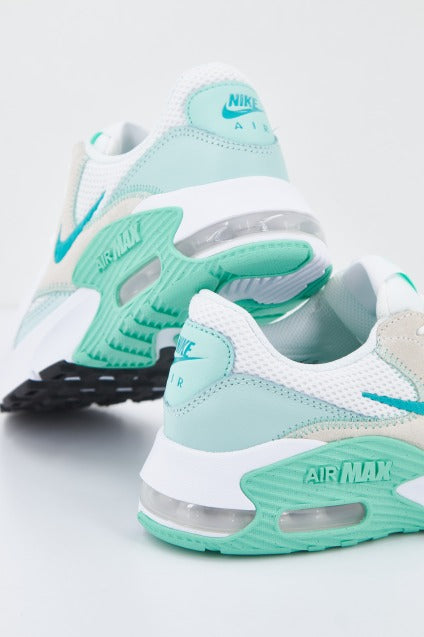 NIKE MAX EXCEEE en color VERDE  (4)