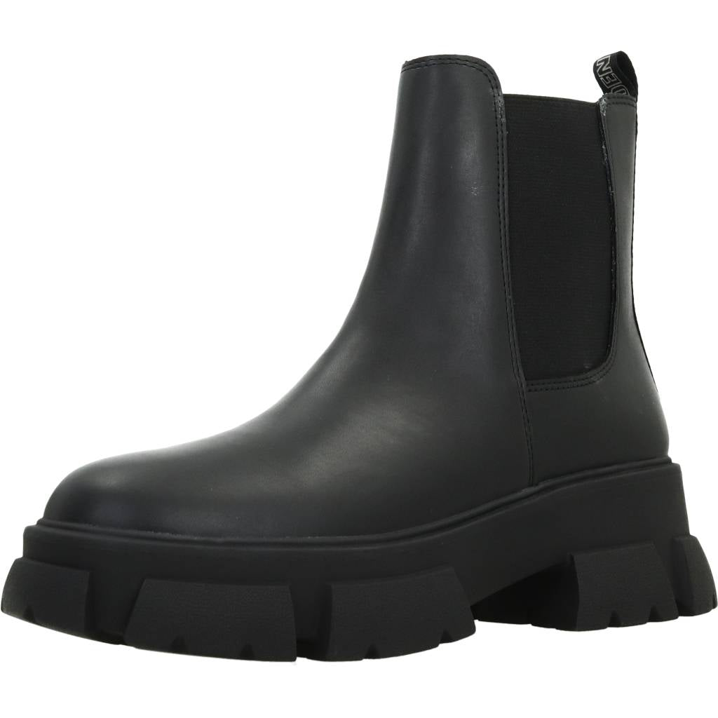 STEVE MADDEN TUNNEL en color NEGRO  (1)