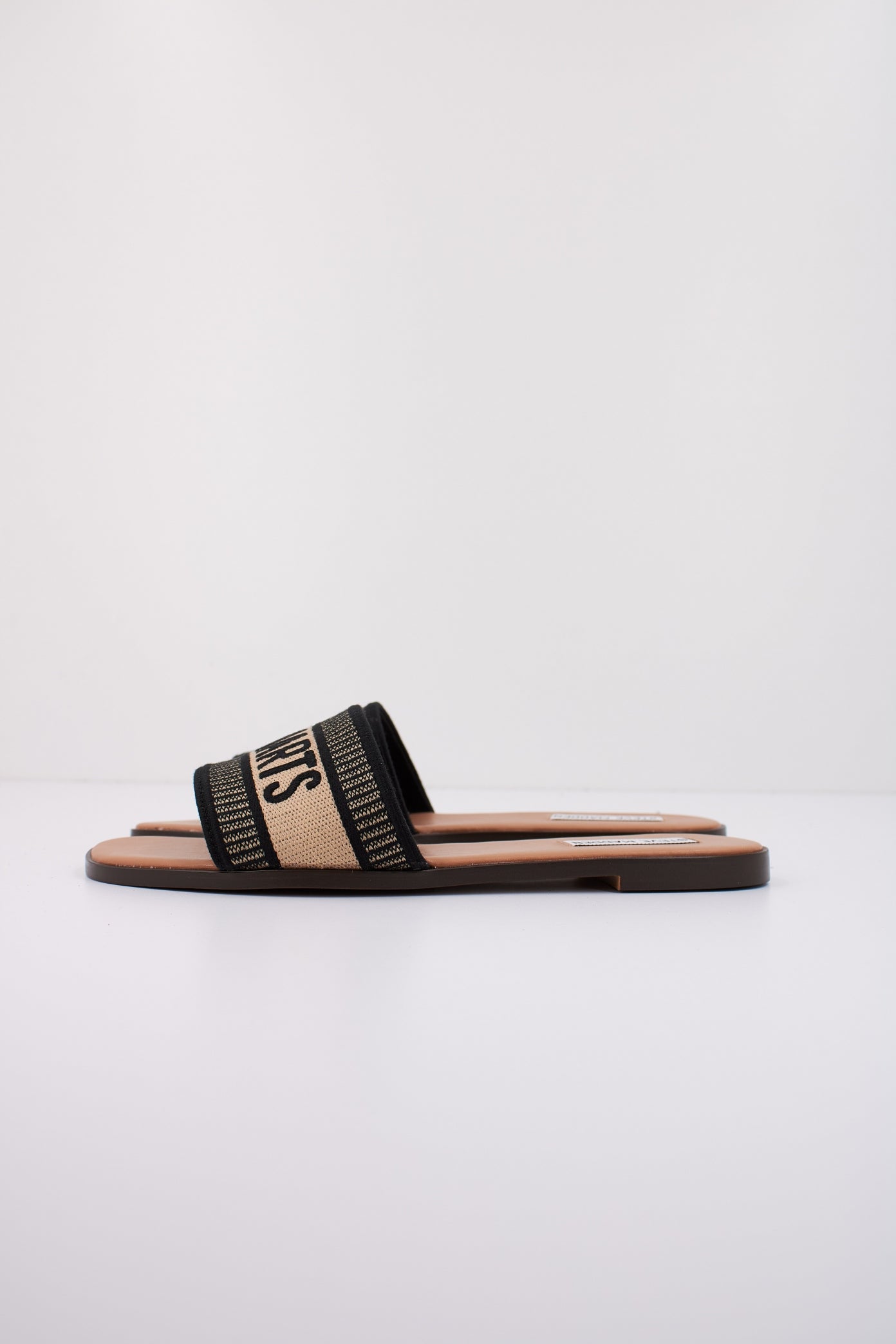 STEVE MADDEN KNOX  en color NEGRO  (1)