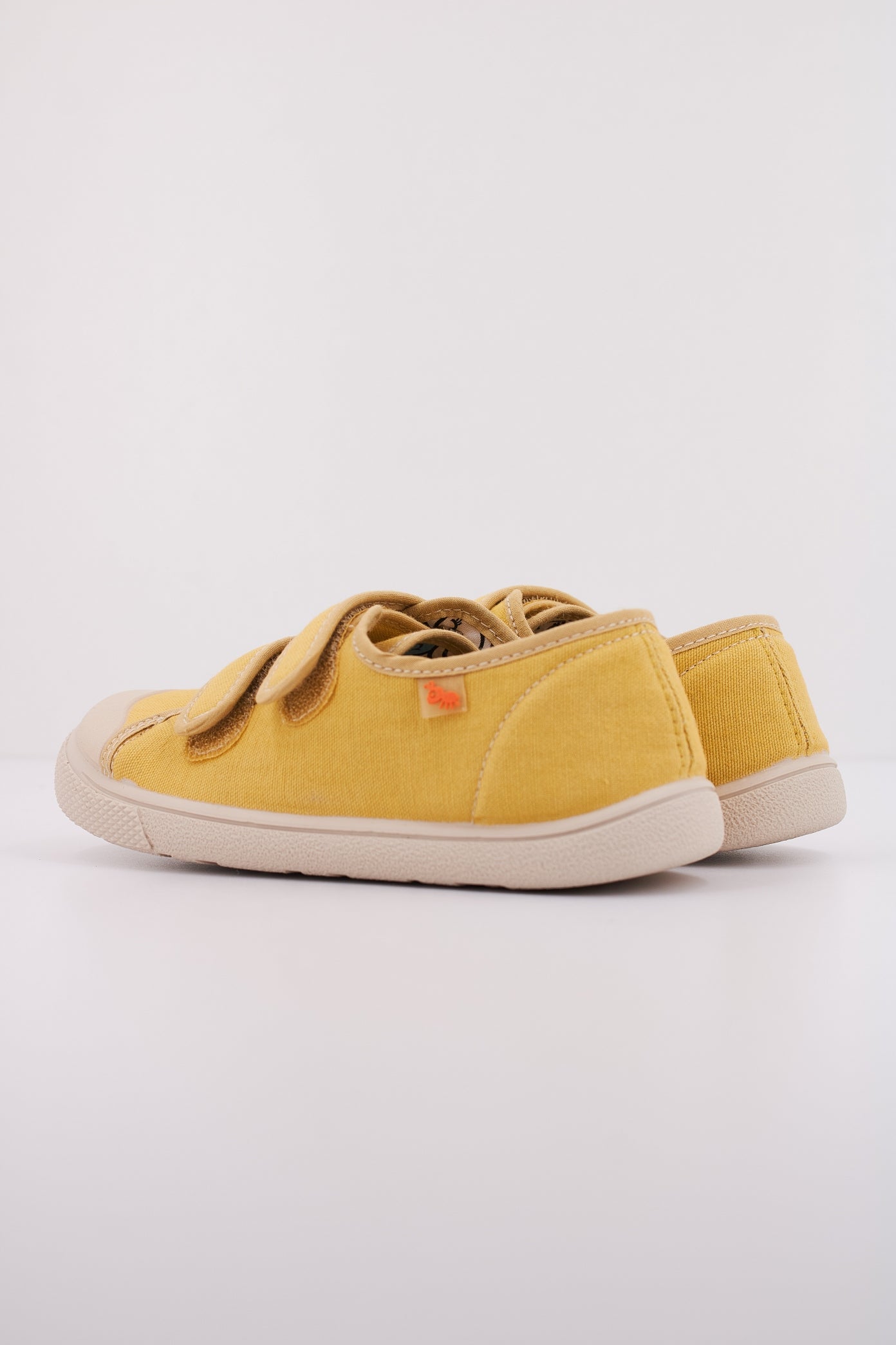 VULLADI   en color AMARILLO  (4)