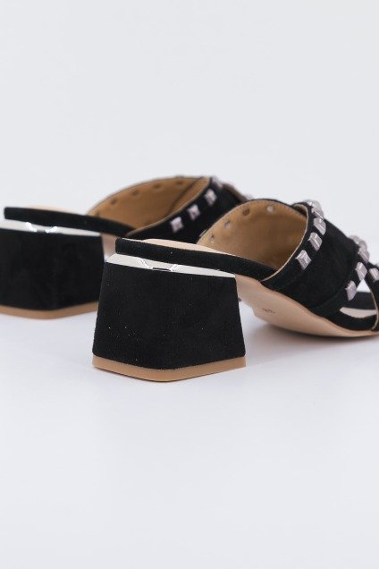 ALMA EN PENA V  en color NEGRO  (3)