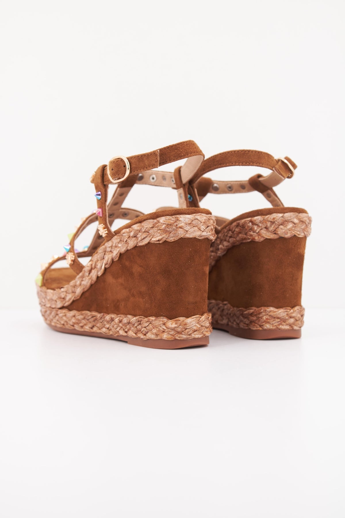 ALMA EN PENA SANDALIA PLATAFROMA SUEDE en color MARRON  (4)