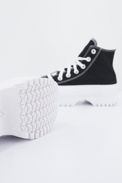 CONVERSE CHUCK TAYLOR ALL STAR LUGGED . en color NEGRO  (4)