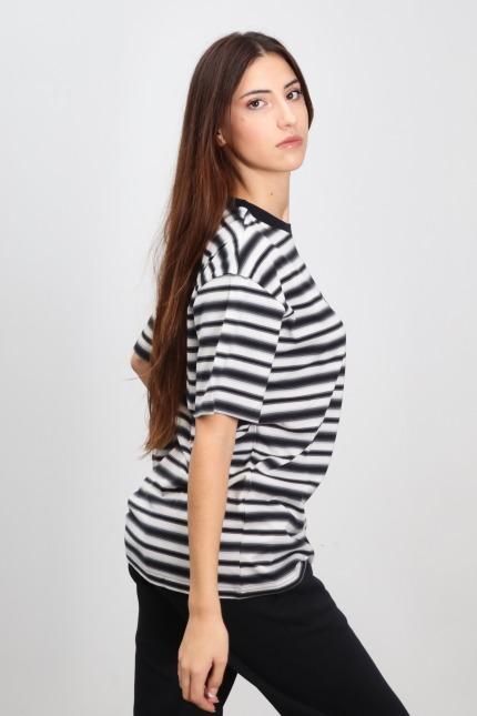 CONVERSE COLOR RANGE C&S TEE en color NEGRO  (2)