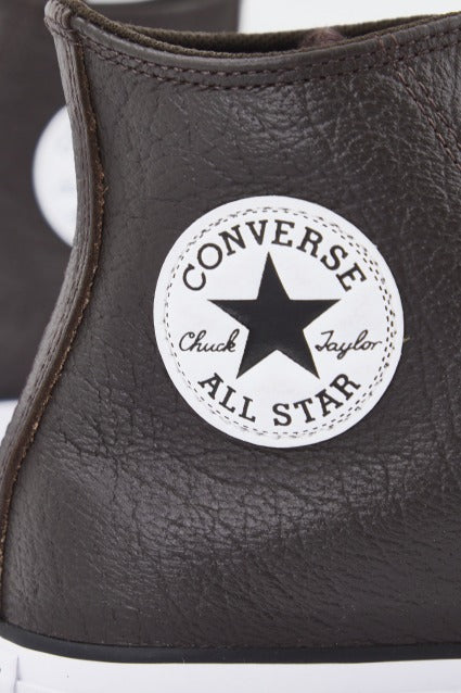 CONVERSE CHUCK TAYLOR ALL STAR TUMBLED LEATHER en color MARRON  (4)
