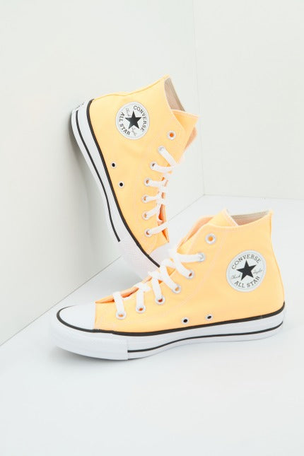 CONVERSE CHUCK TAYLOR ALL STAR HI en color NARANJA  (1)