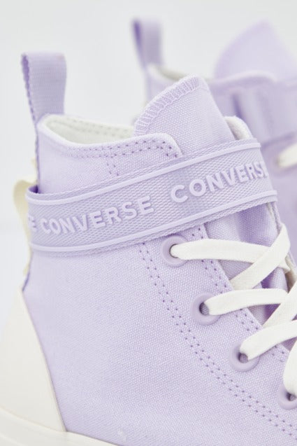 CONVERSE CTAS LIFT HI en color VIOLETA  (4)