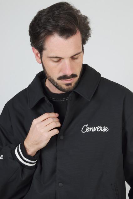 CONVERSE  VARSITY PADDED BOMBER en color NEGRO  (4)
