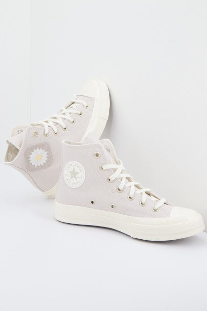 CONVERSE CHUCK  HI en color BEIS  (1)