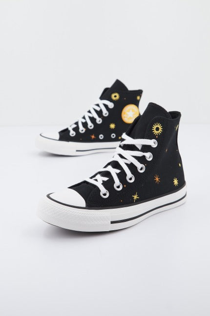 CONVERSE CHUCK TAYLOR ALL STAR LIFT HI en color NEGRO  (2)
