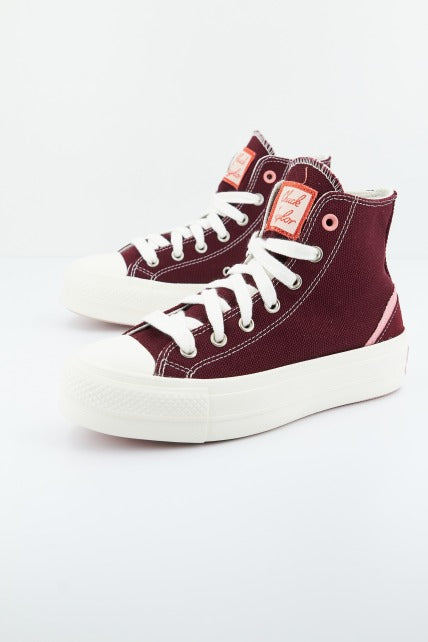 CONVERSE CHUCK TAYLOR ALL STAR en color BURDEOS  (2)