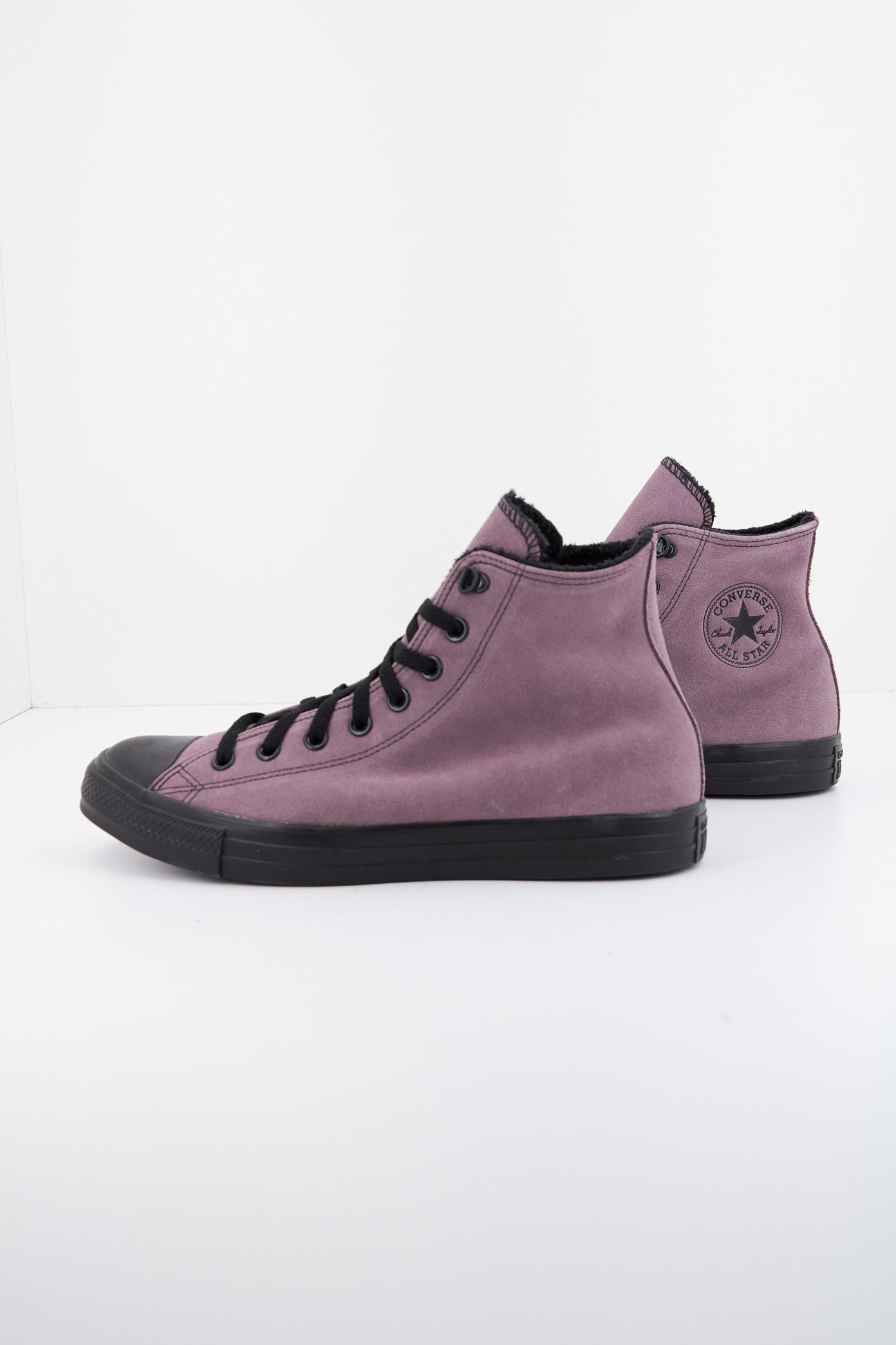 CONVERSE CHUCK TAYLOR ALL STAR HI en color VIOLETA  (1)