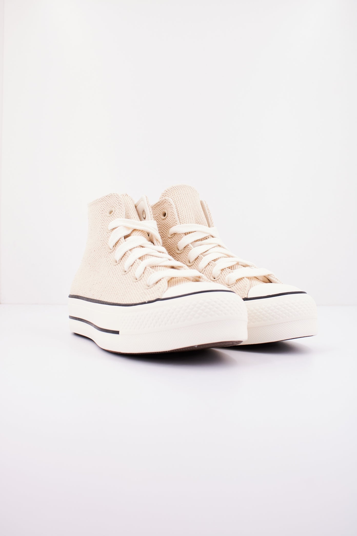 CONVERSE CHUCK TAYLOR ALL LIFT CANVAS & LEATHER en color BEIS  (2)
