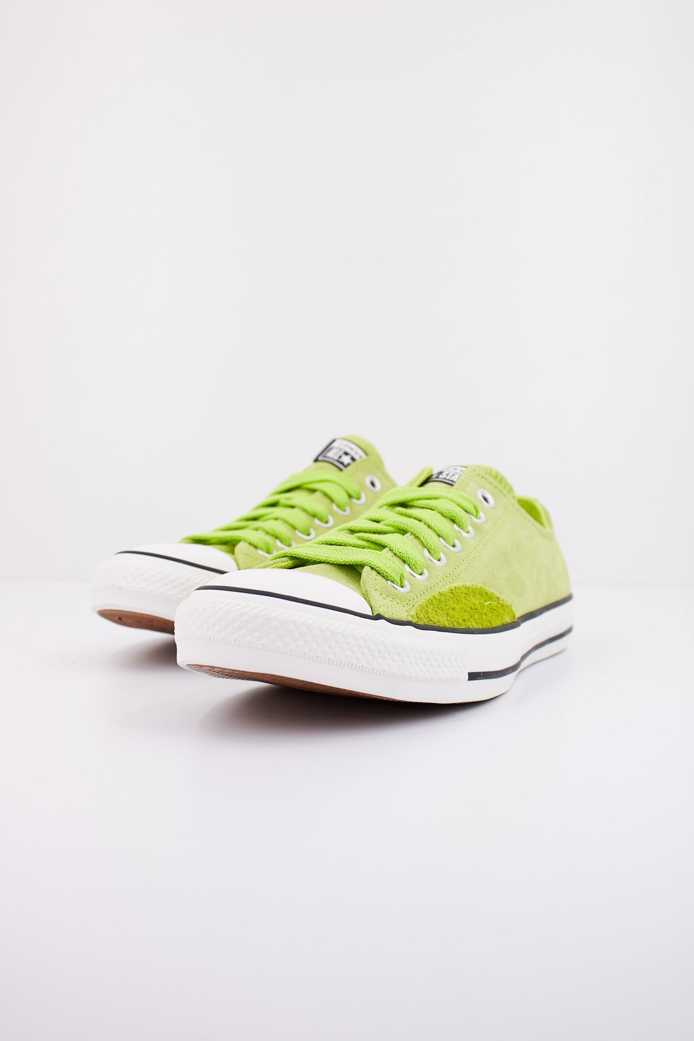 CONVERSE CHUCK TAYLOR ALL STAR OX en color VERDE  (2)