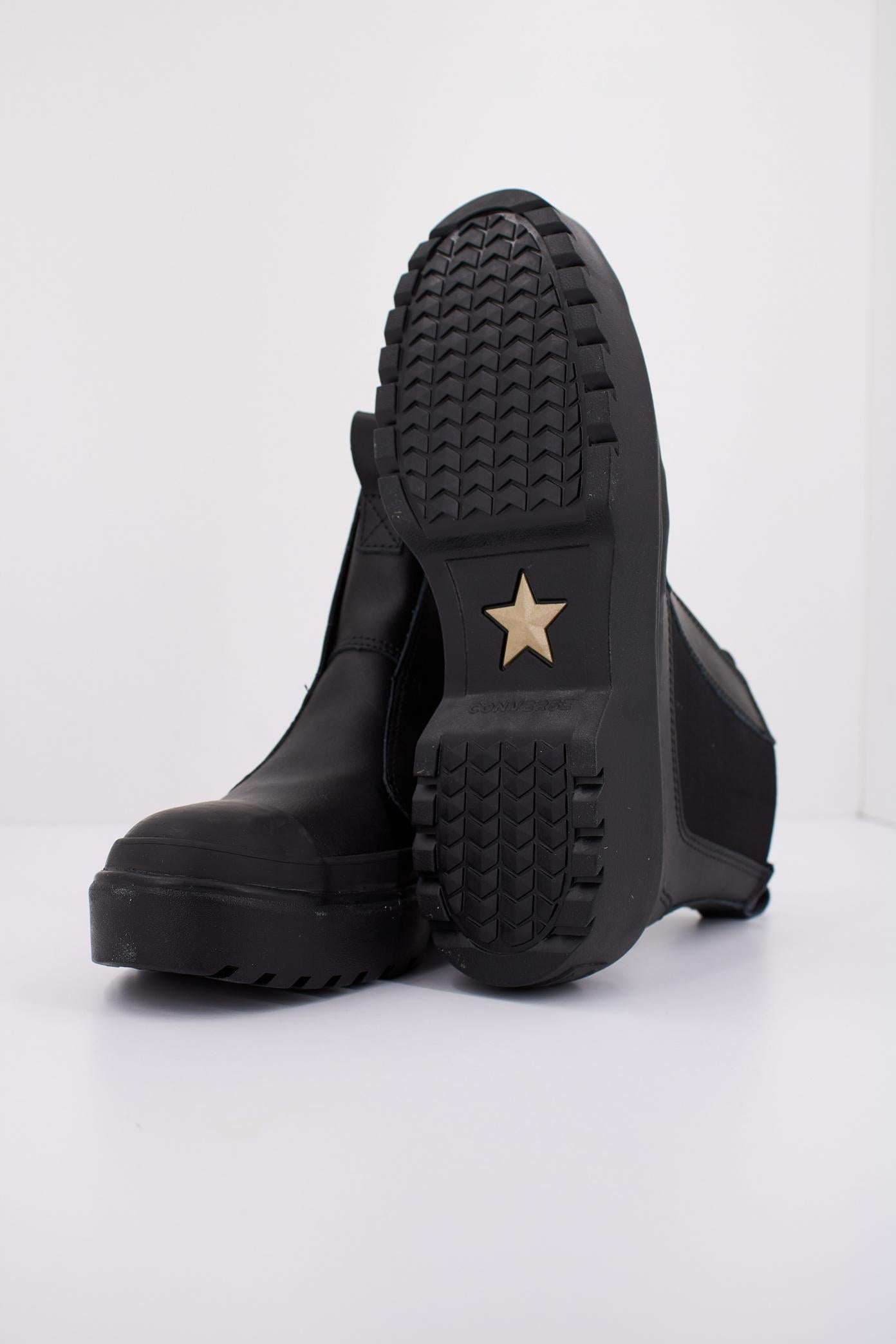 CONVERSE CHUCK TAYLOR ALL STAR LUGGED HI en color NEGRO  (5)