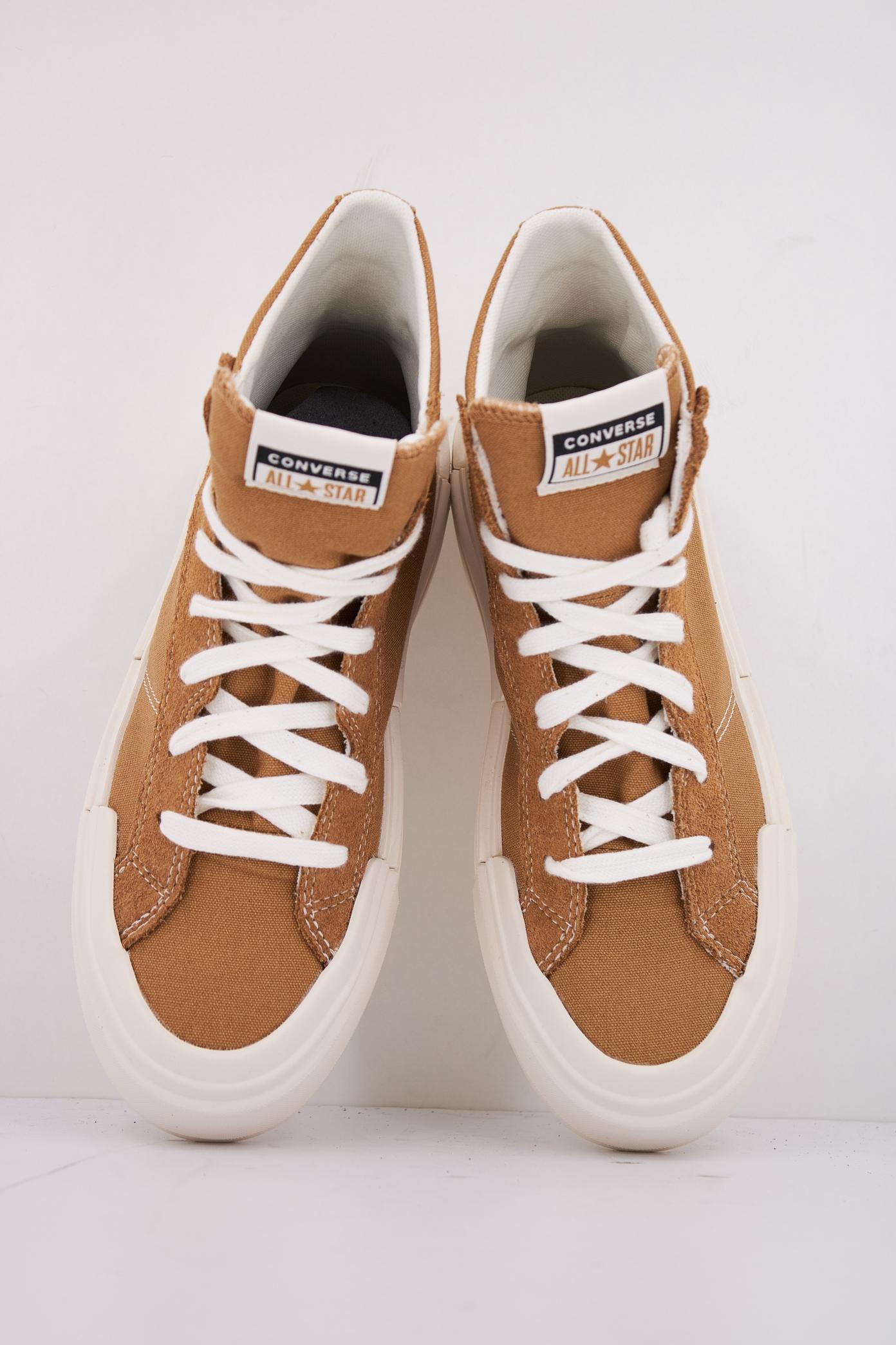 CONVERSE CONVERSE CRUISE SUEDE en color MARRON CLARO  (3)