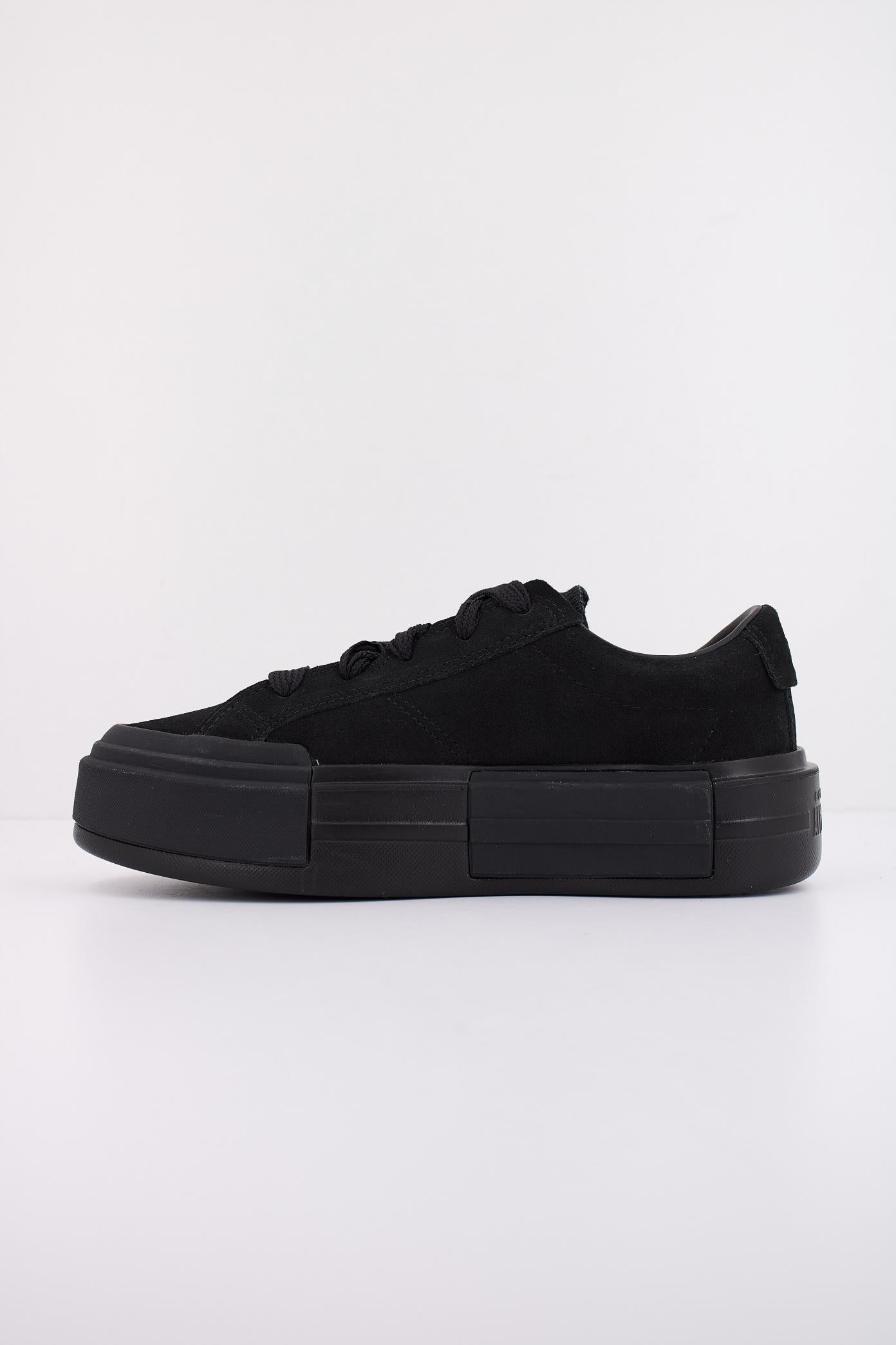 CONVERSE CHUCK TAYLOR ALL STAR CRUISE OX en color NEGRO  (1)