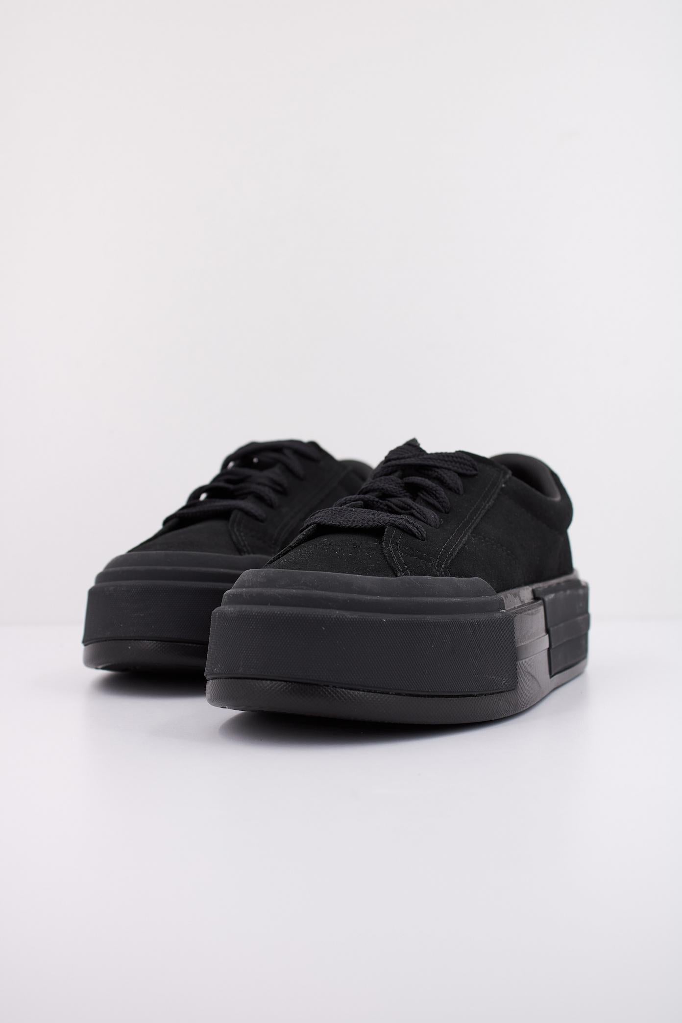 CONVERSE CHUCK TAYLOR ALL STAR CRUISE OX en color NEGRO  (2)
