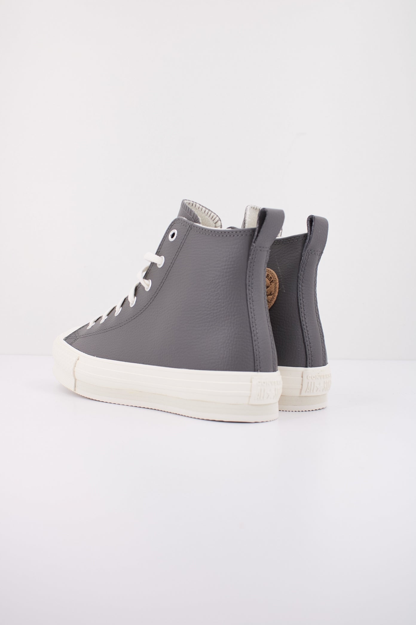 CONVERSE CHUCK TAYLOR ALL STAR EVA LIFT LEATHER en color GRIS  (4)