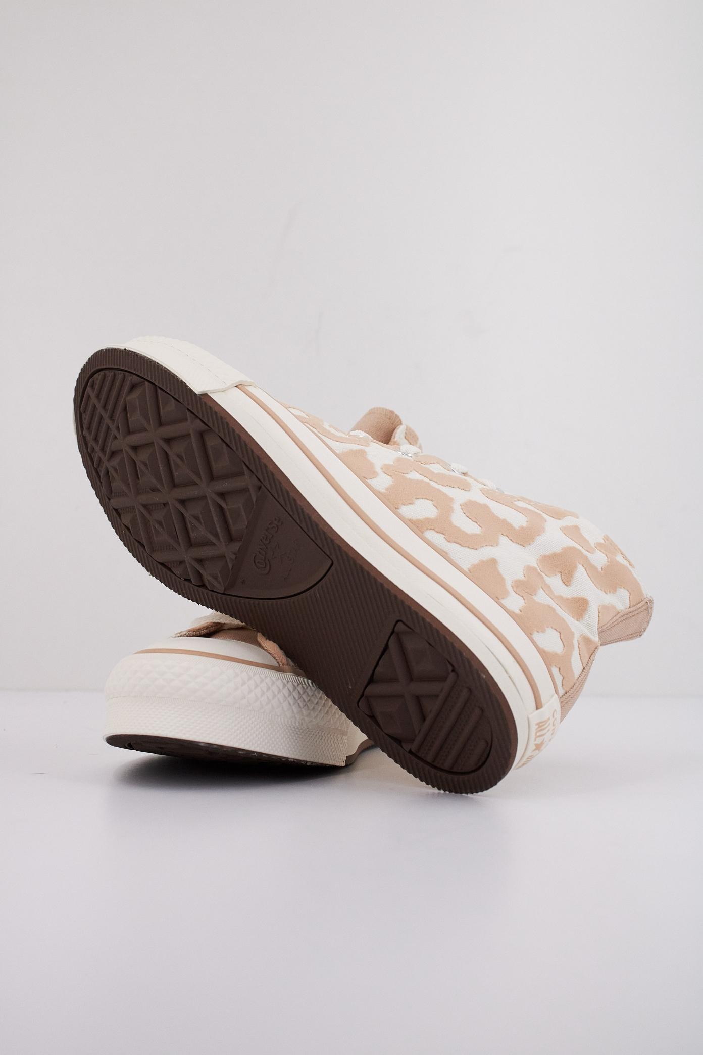 CONVERSE CHUCK TAYLOR ALL STAR EVA LIFT LEOPARD en color ROSA  (5)