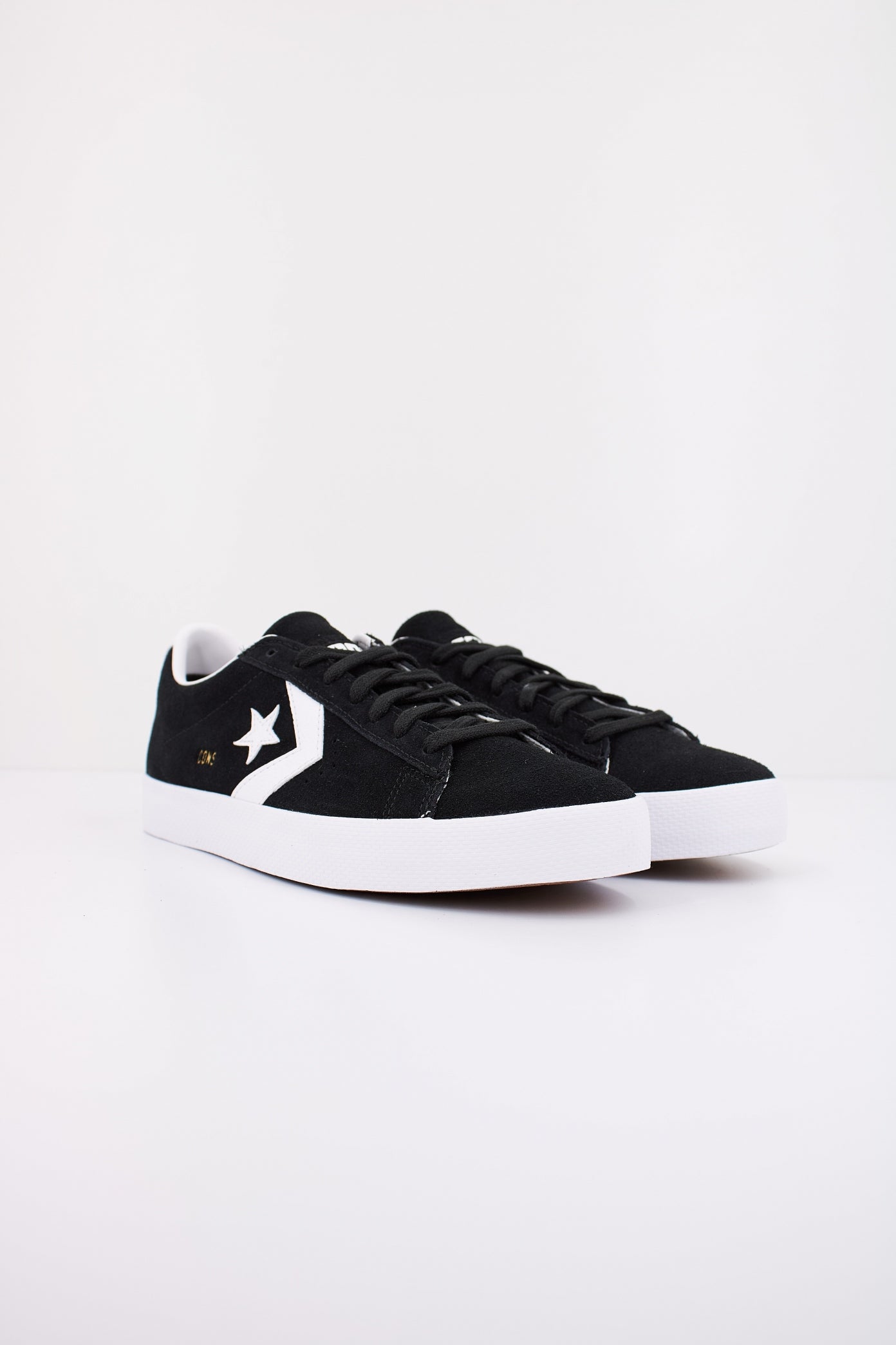 CONVERSE CONS PL  VULC PRO CLASSIC SUEDE en color NEGRO  (2)