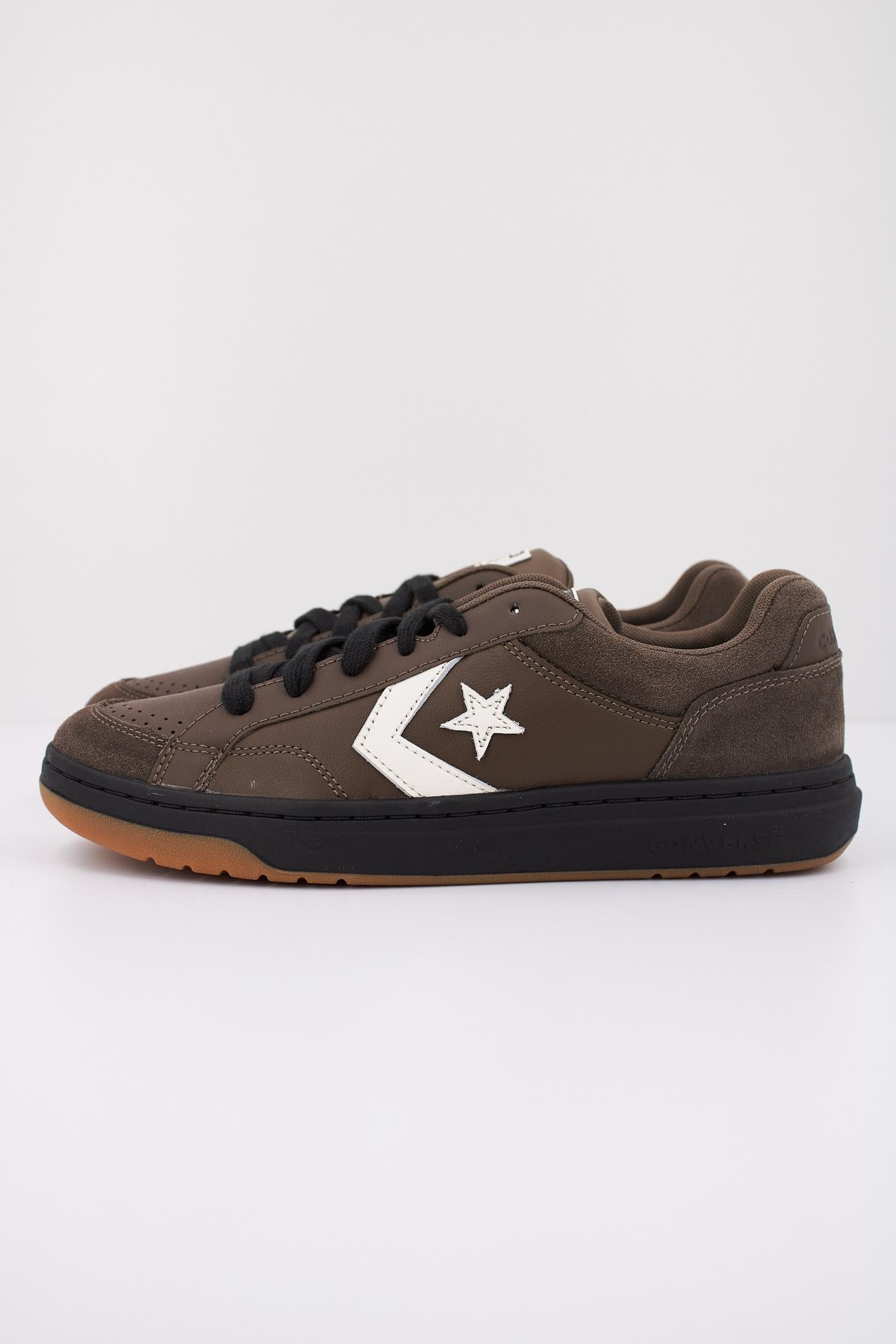 CONVERSE PRO BLAZE CLASSIC LEATHER&SUEDE en color MARRON  (1)