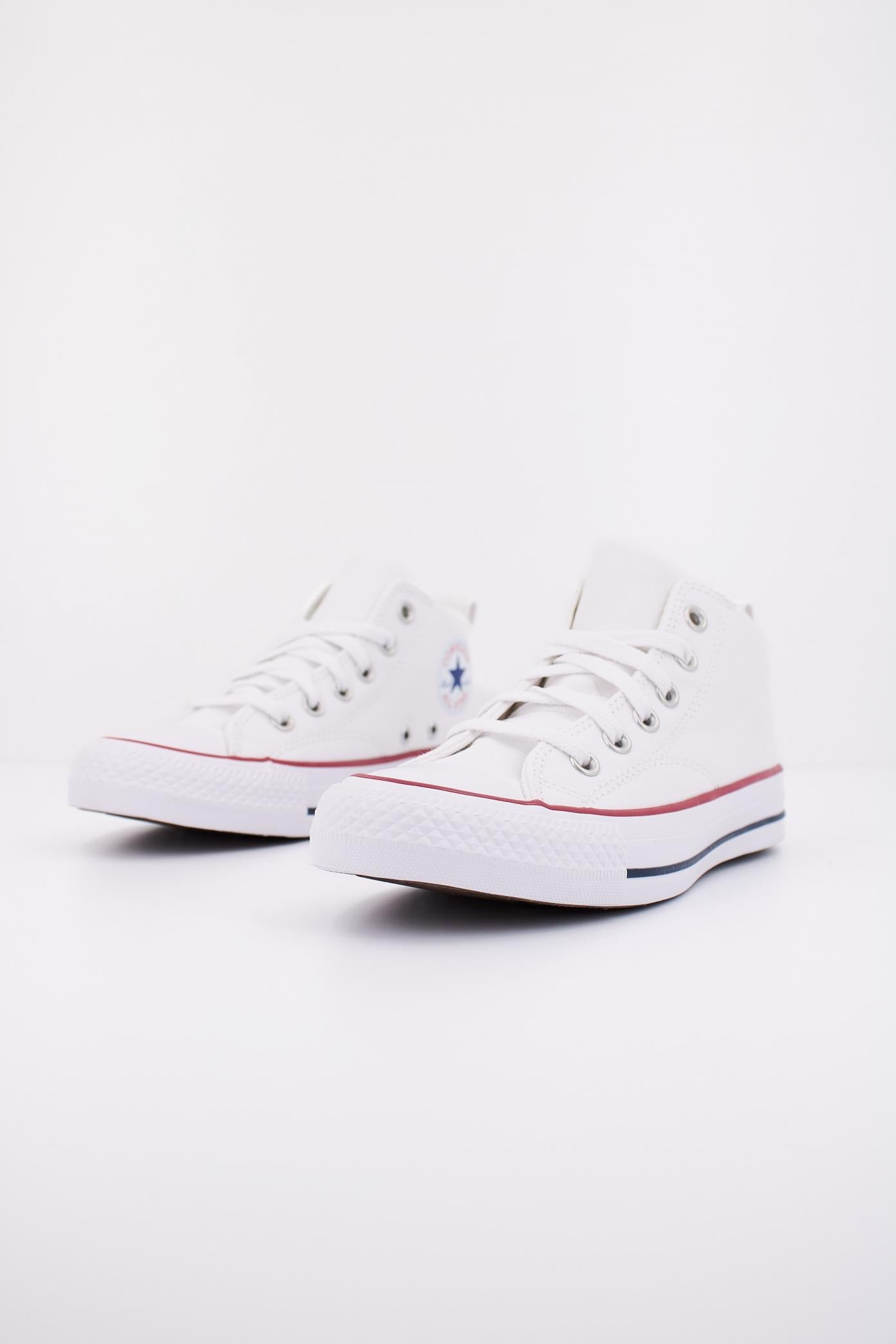 CONVERSE CHUCK TAYLOR ALL STAR MALDE en color BLANCO  (2)