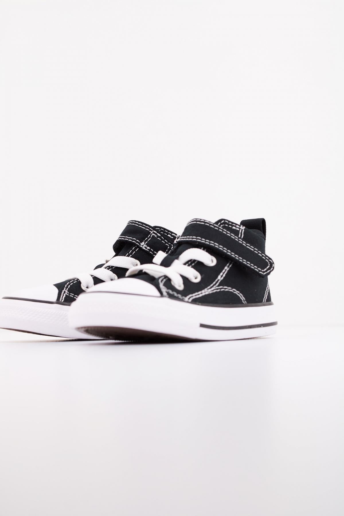 CONVERSE CHUCK TAYLOR ALL STAR MALDE en color NEGRO  (2)