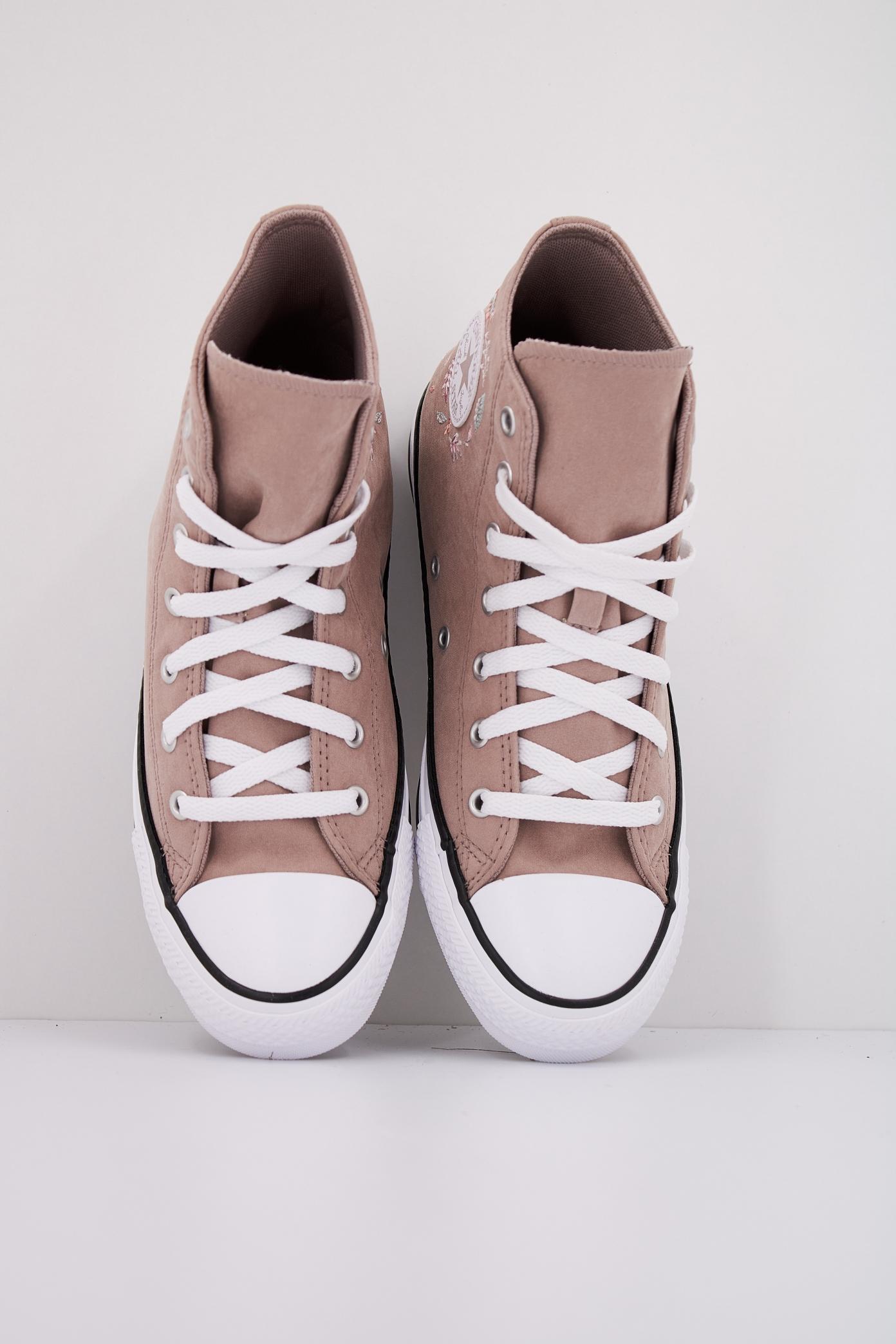 CONVERSE CHUCK TAYLOR ALL STAR FALL LEAVES en color NUDE  (3)