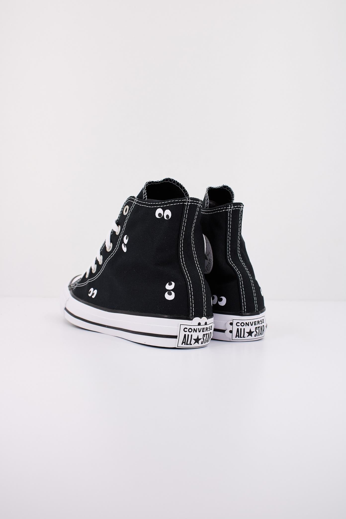 CONVERSE CHUCK TAYLOR ALL STAR EYES en color NEGRO  (4)
