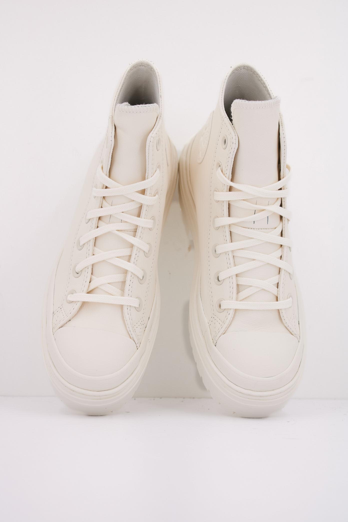 CONVERSE CHUCK TAYLOR ALL STAR LUGGED HEEL LEATHER PLATFORM en color BLANCO  (3)