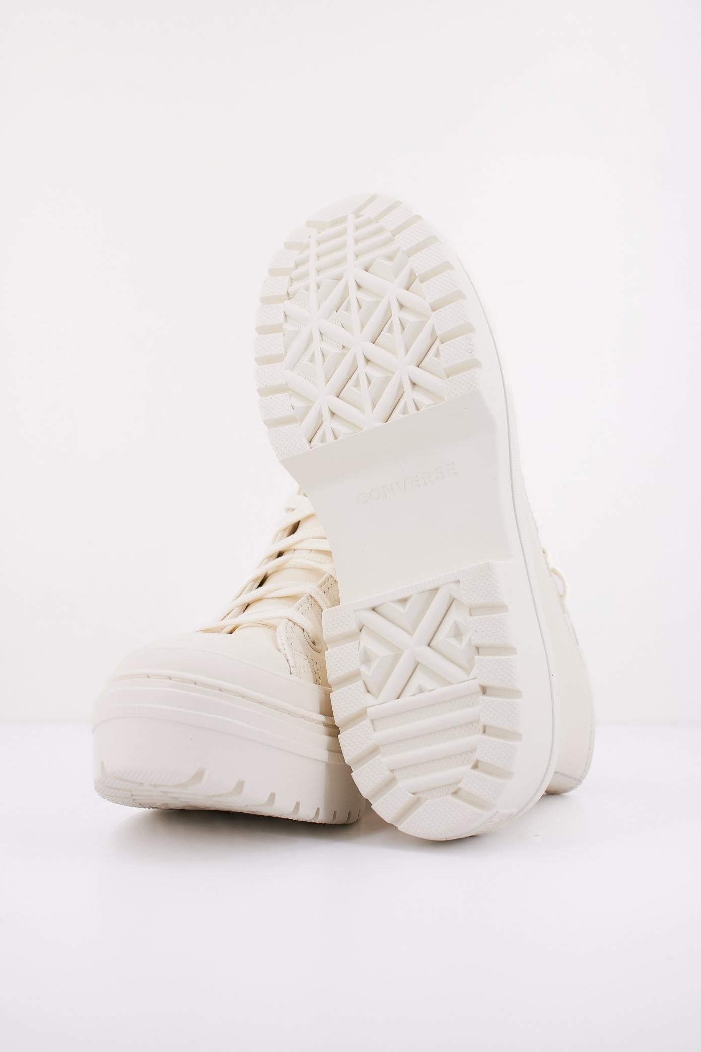 CONVERSE CHUCK TAYLOR ALL STAR LUGGED HEEL LEATHER PLATFORM en color BLANCO  (5)