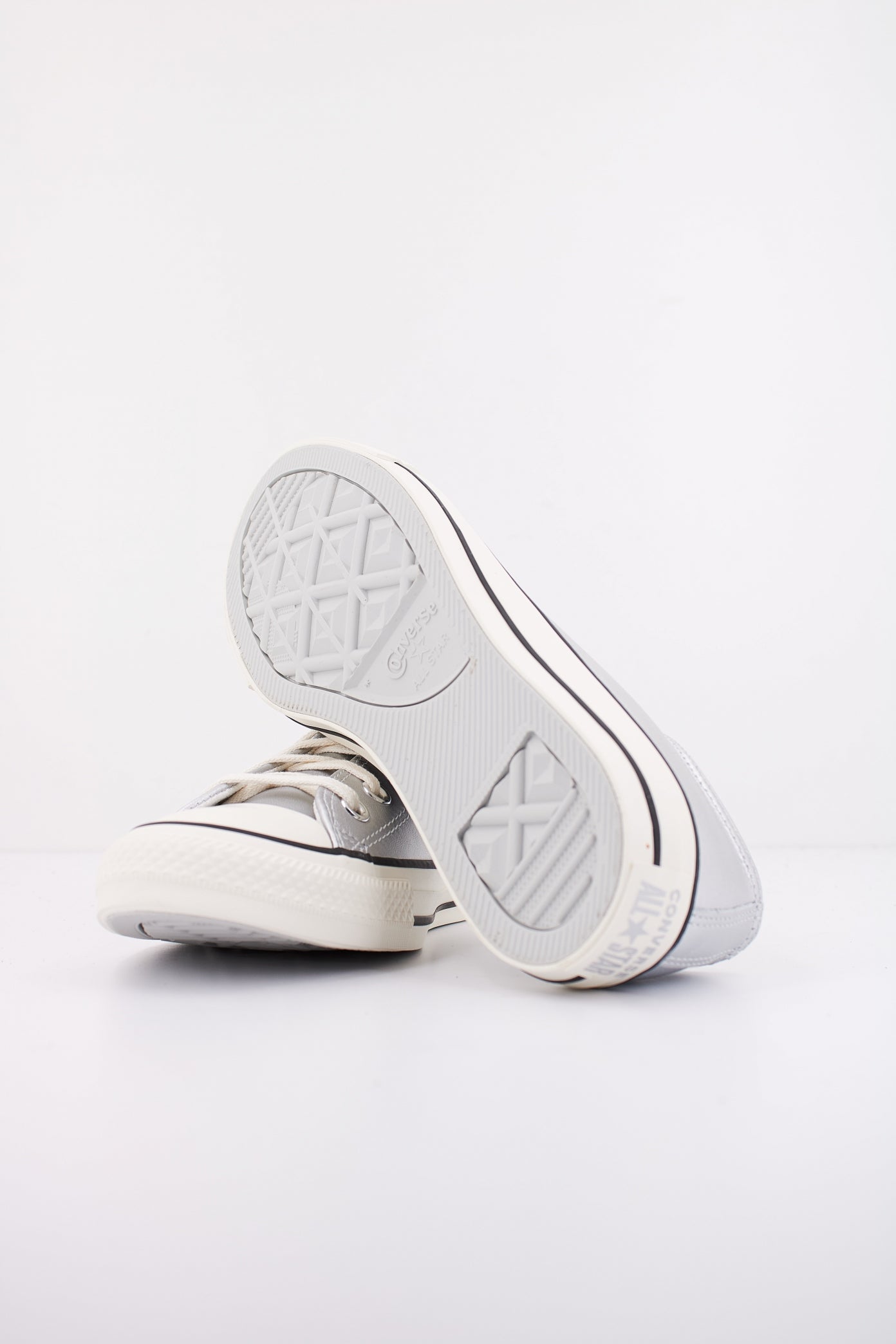 CONVERSE AC  en color PLATA  (5)