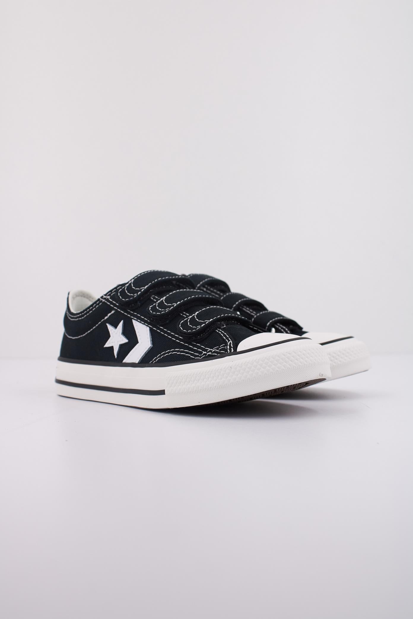 CONVERSE STAR PLAYER  V OX en color NEGRO  (2)