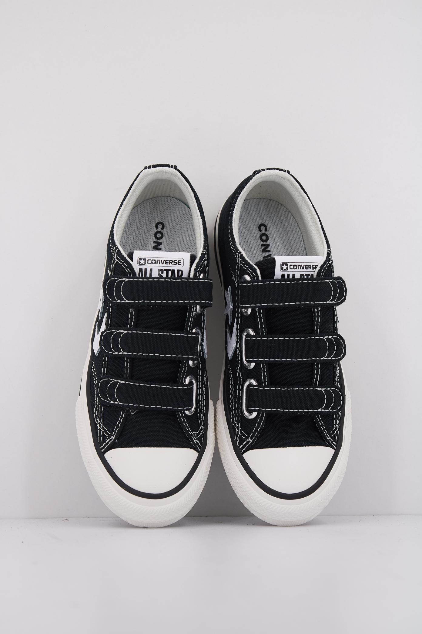 CONVERSE STAR PLAYER  V OX en color NEGRO  (3)