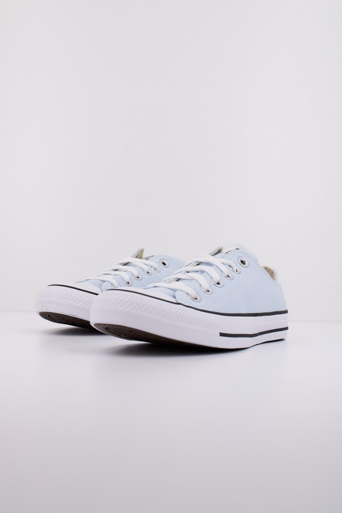 CONVERSE CHUCK TAYLOR ALL STAR en color AZUL  (2)