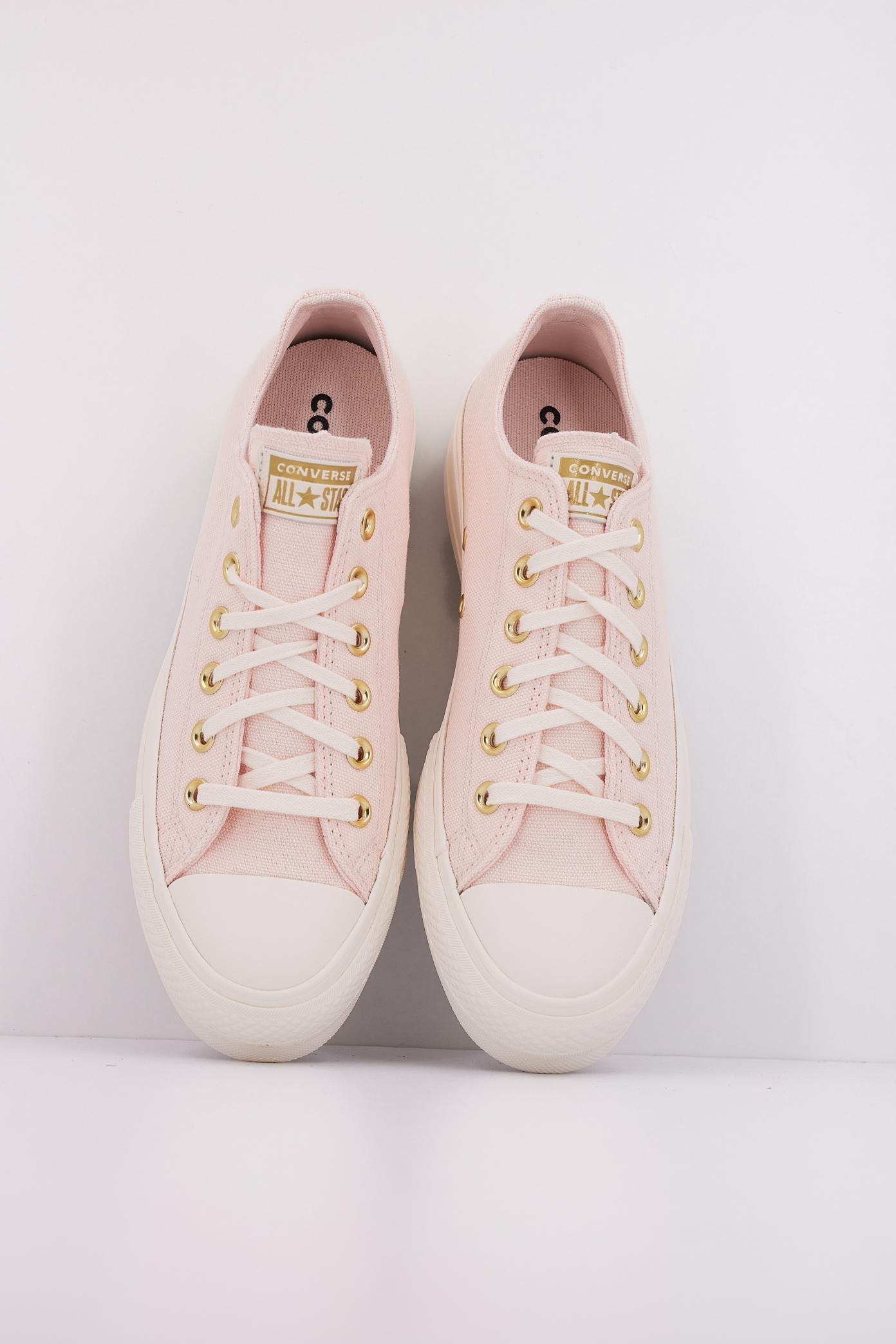 CONVERSE CHUCK TAYLOR ALL STAR LIFT en color ROSA  (3)