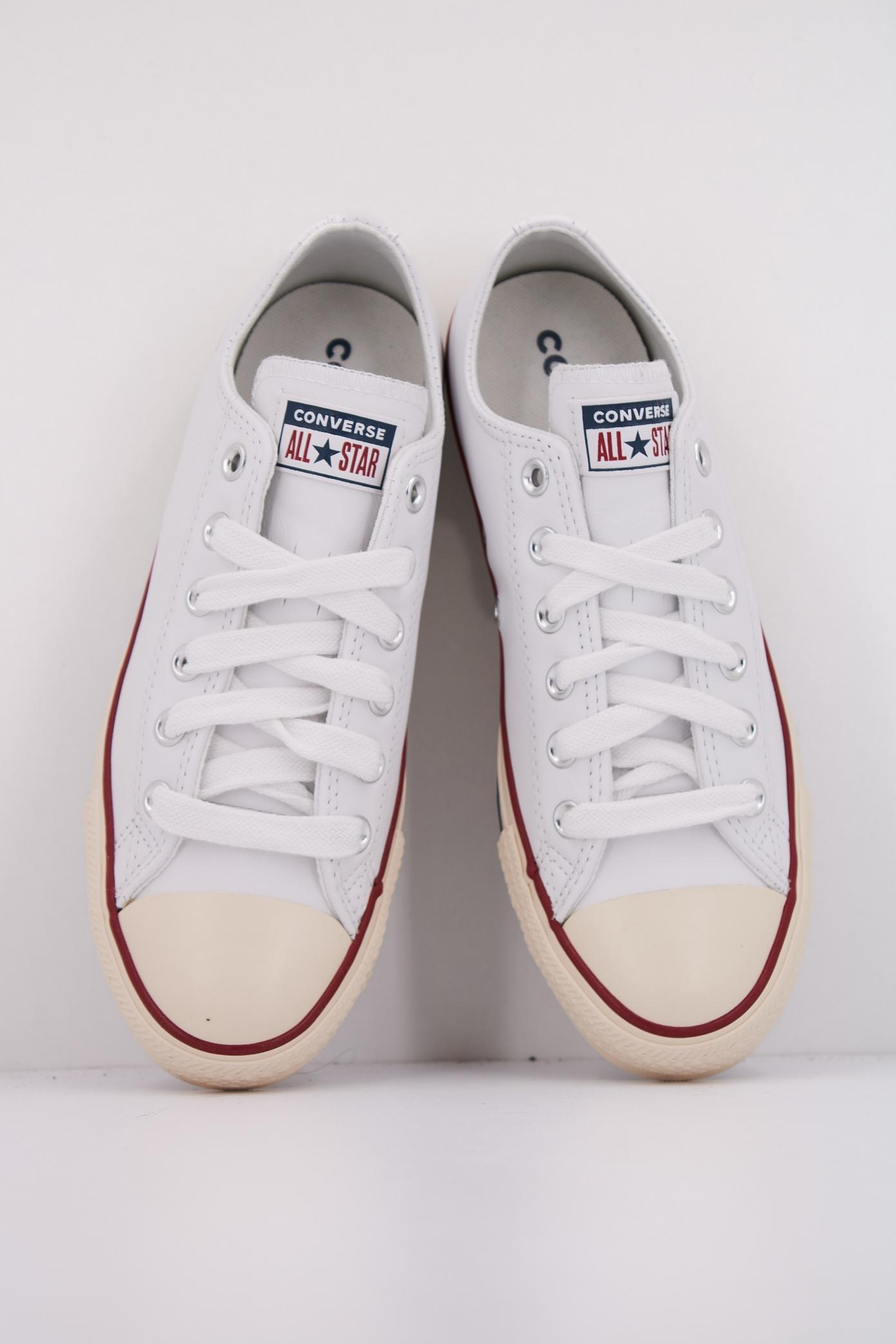 CONVERSE CHUCK TAYLOR ALL STAR en color BLANCO  (3)