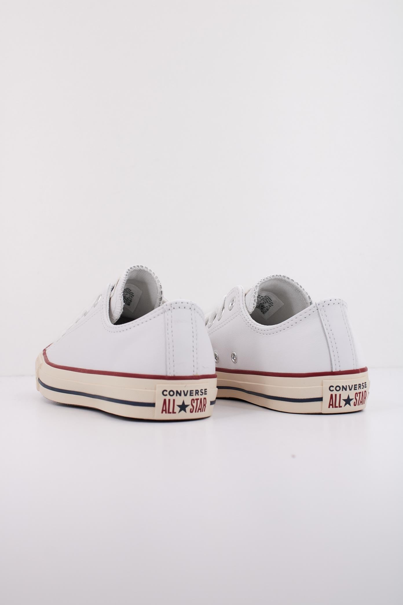 CONVERSE CHUCK TAYLOR ALL STAR en color BLANCO  (4)