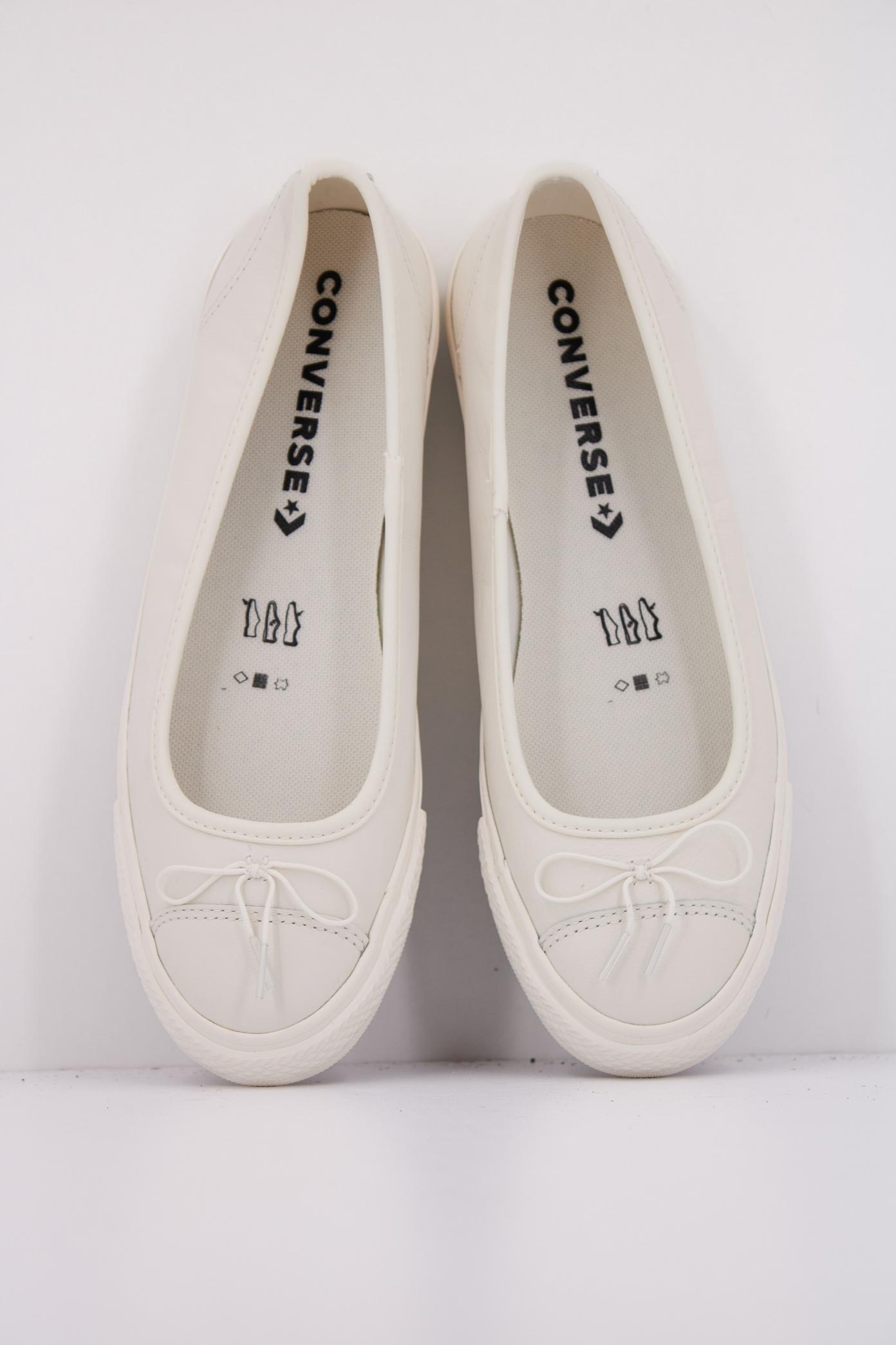 CONVERSE CHUCK TAYLOR ALL STAR DAINTY BALLERINA LEATHER en color BLANCO  (3)