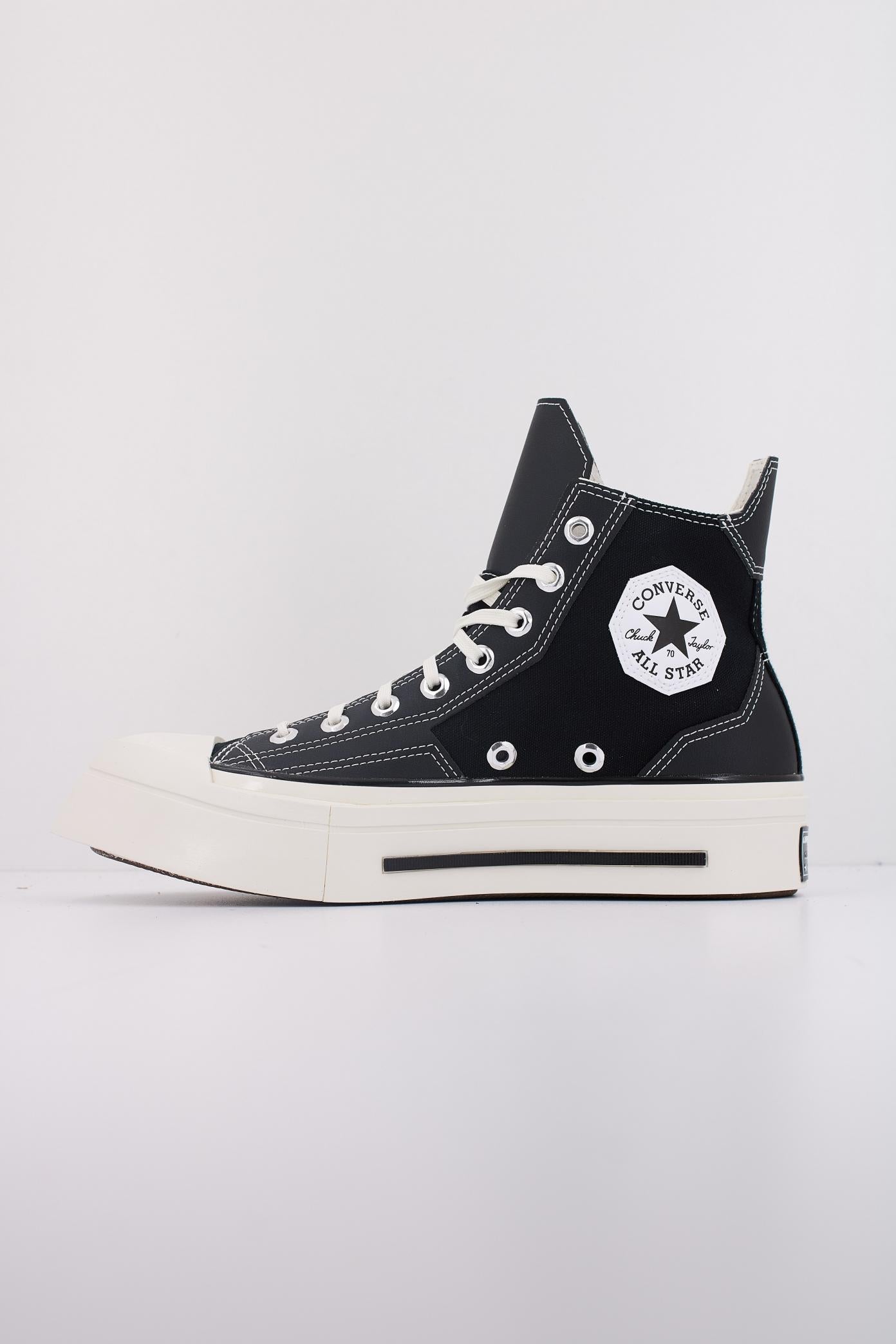 CONVERSE CHUCK TAYLOR ALL STAR  DE LUXE SQUARED en color NEGRO  (1)