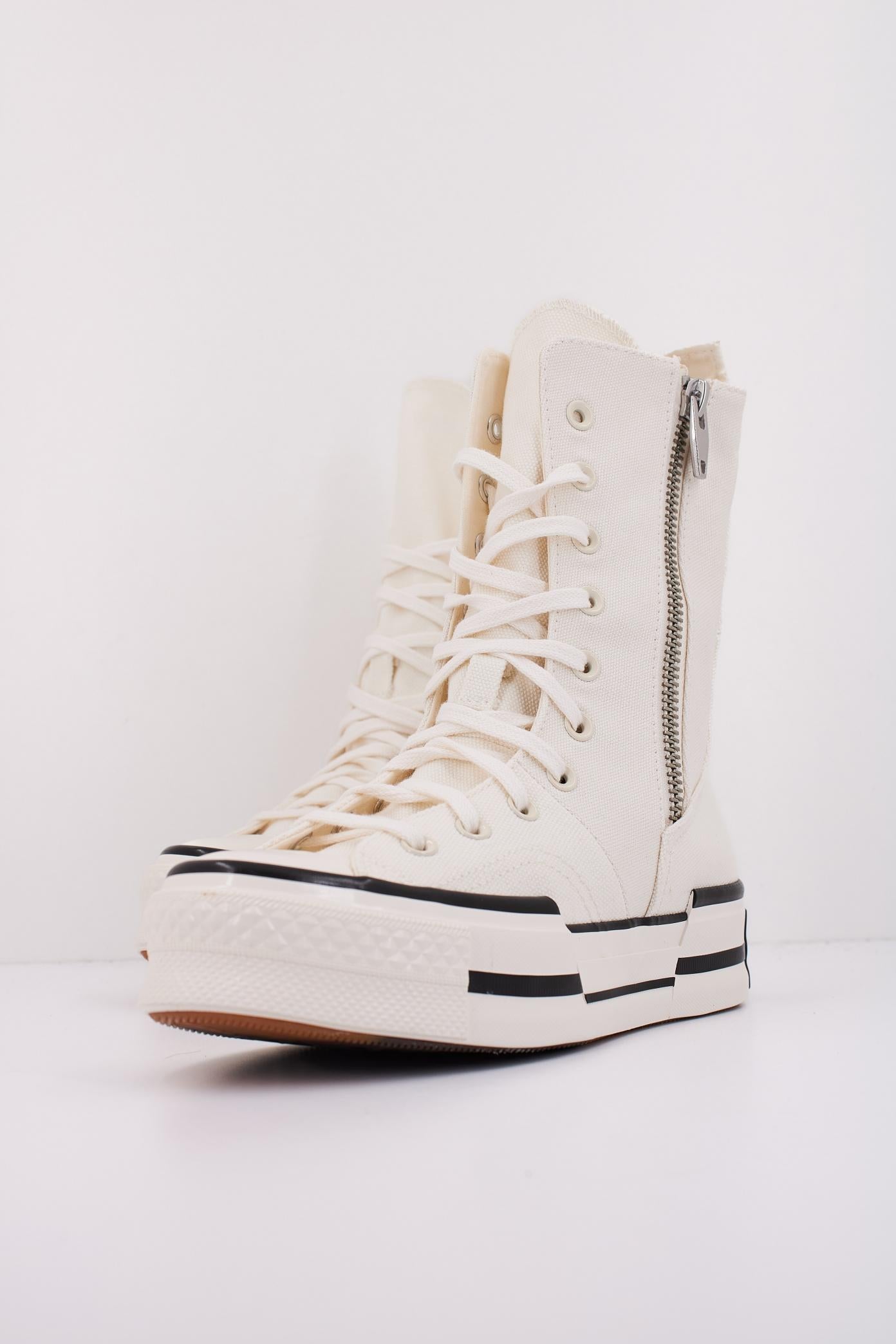 CONVERSE CHUCK  PLUS XHI en color BLANCO  (2)