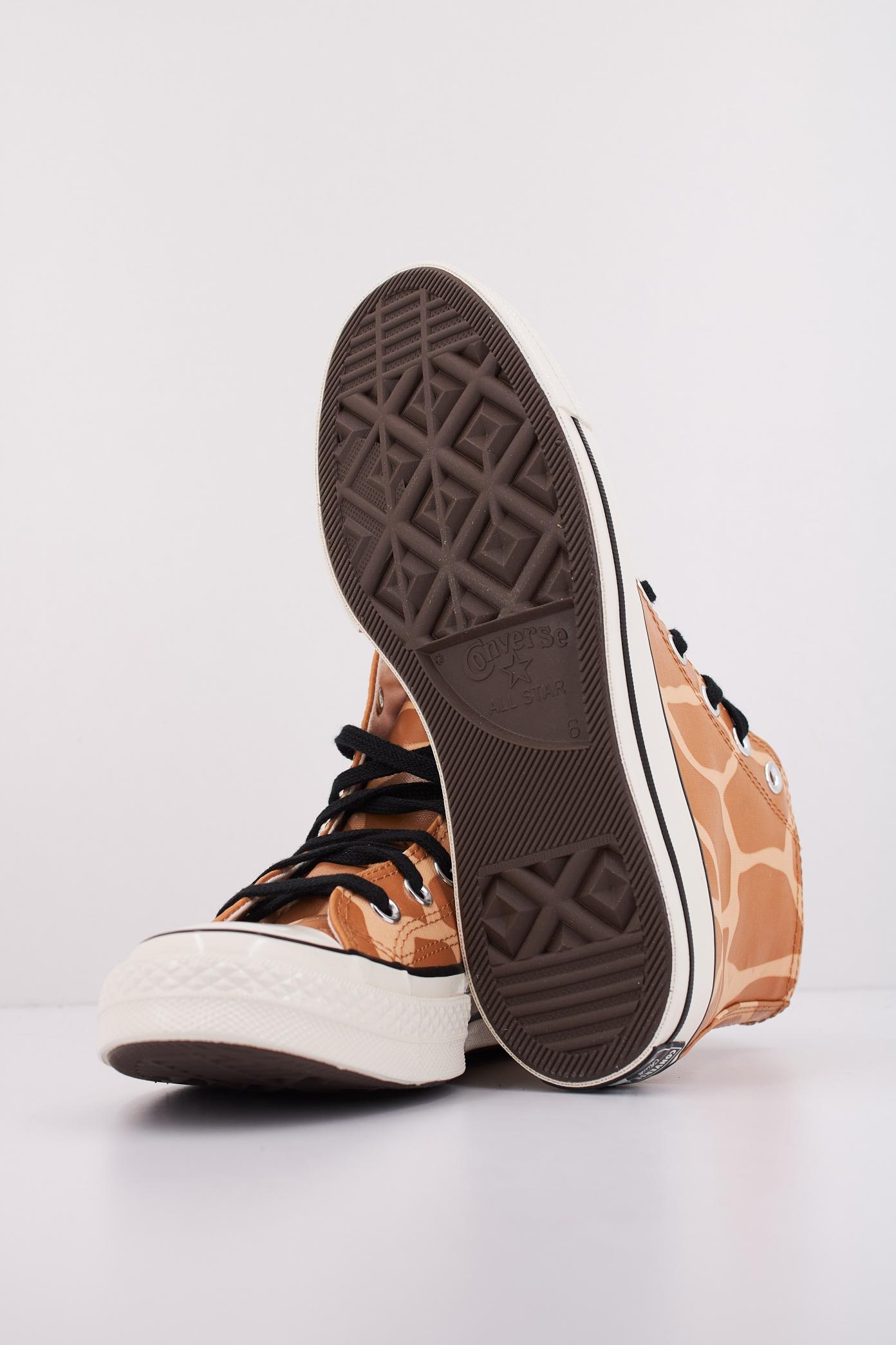 CONVERSE CHUCK  GIRAFFE PRINT PPP en color ANIMAL PRINT  (5)