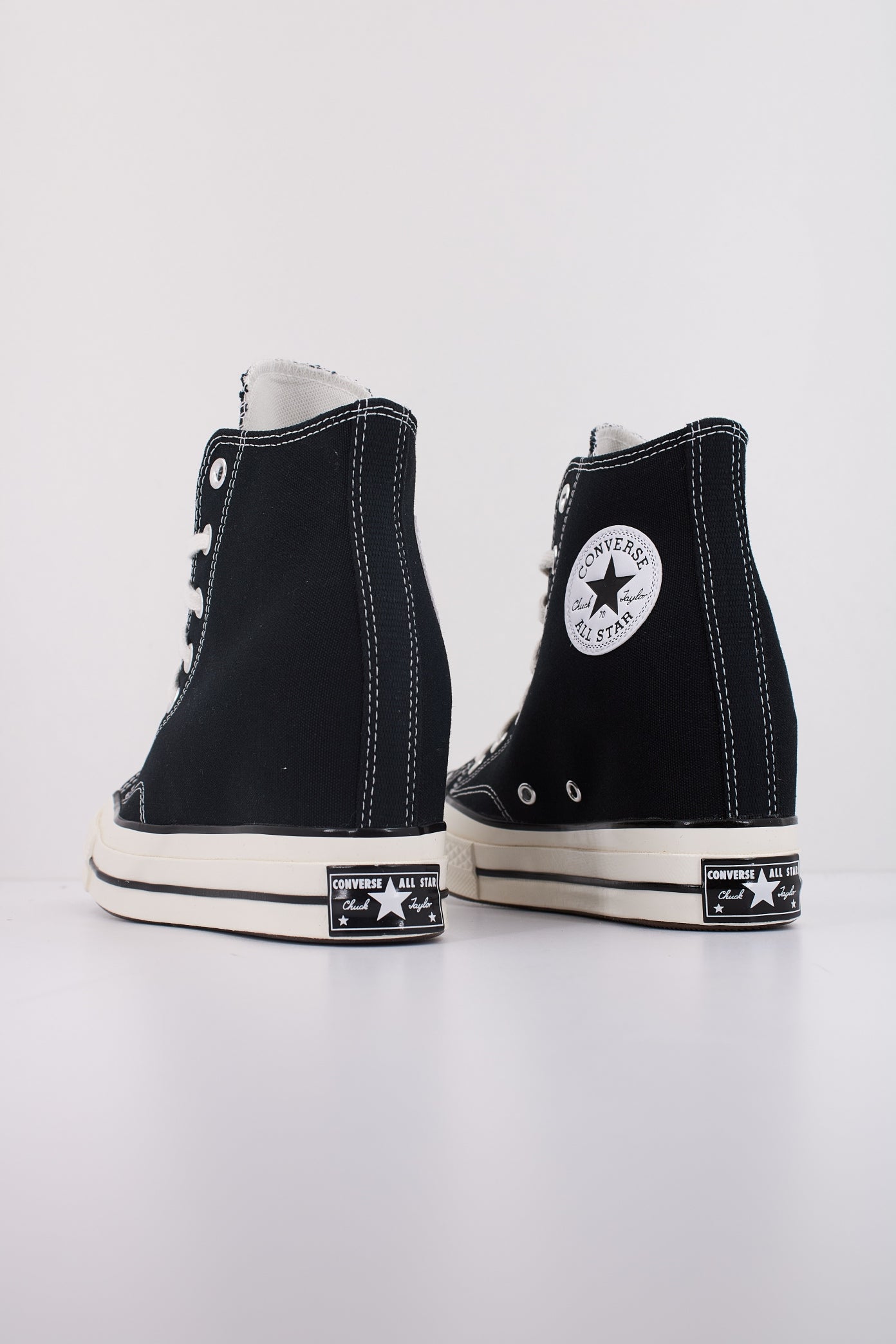 CONVERSE CHUCK  WEDGE en color NEGRO  (4)