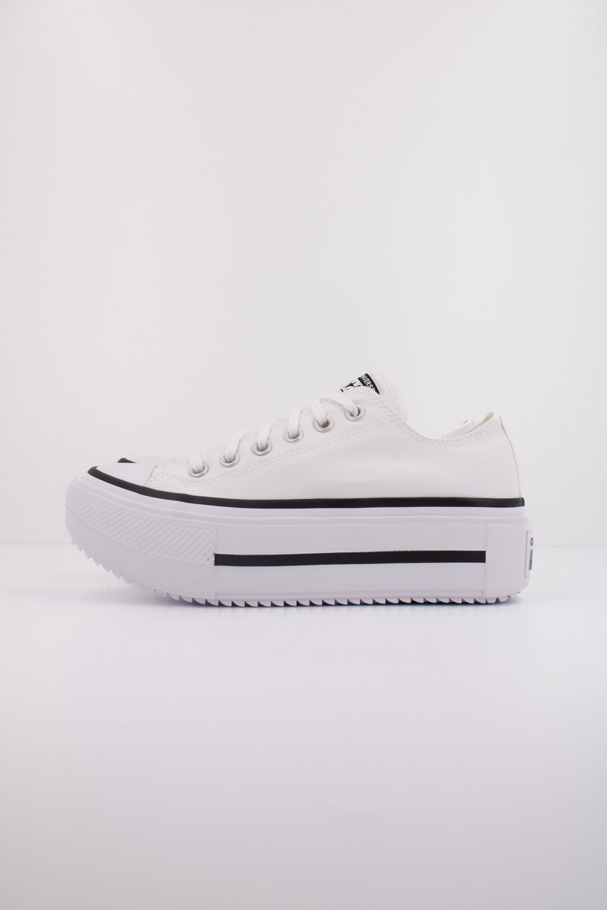 CONVERSE CHUCK TAYLOR ALL STAR LIFT DOUBLE STACK OX en color BLANCO  (1)