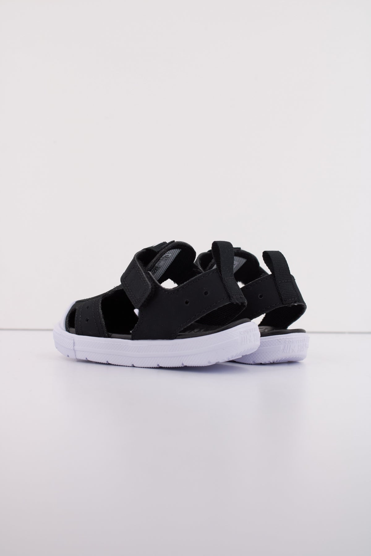 CONVERSE CHUCK TAYLOR ALL STAR AERO LITE en color NEGRO  (4)