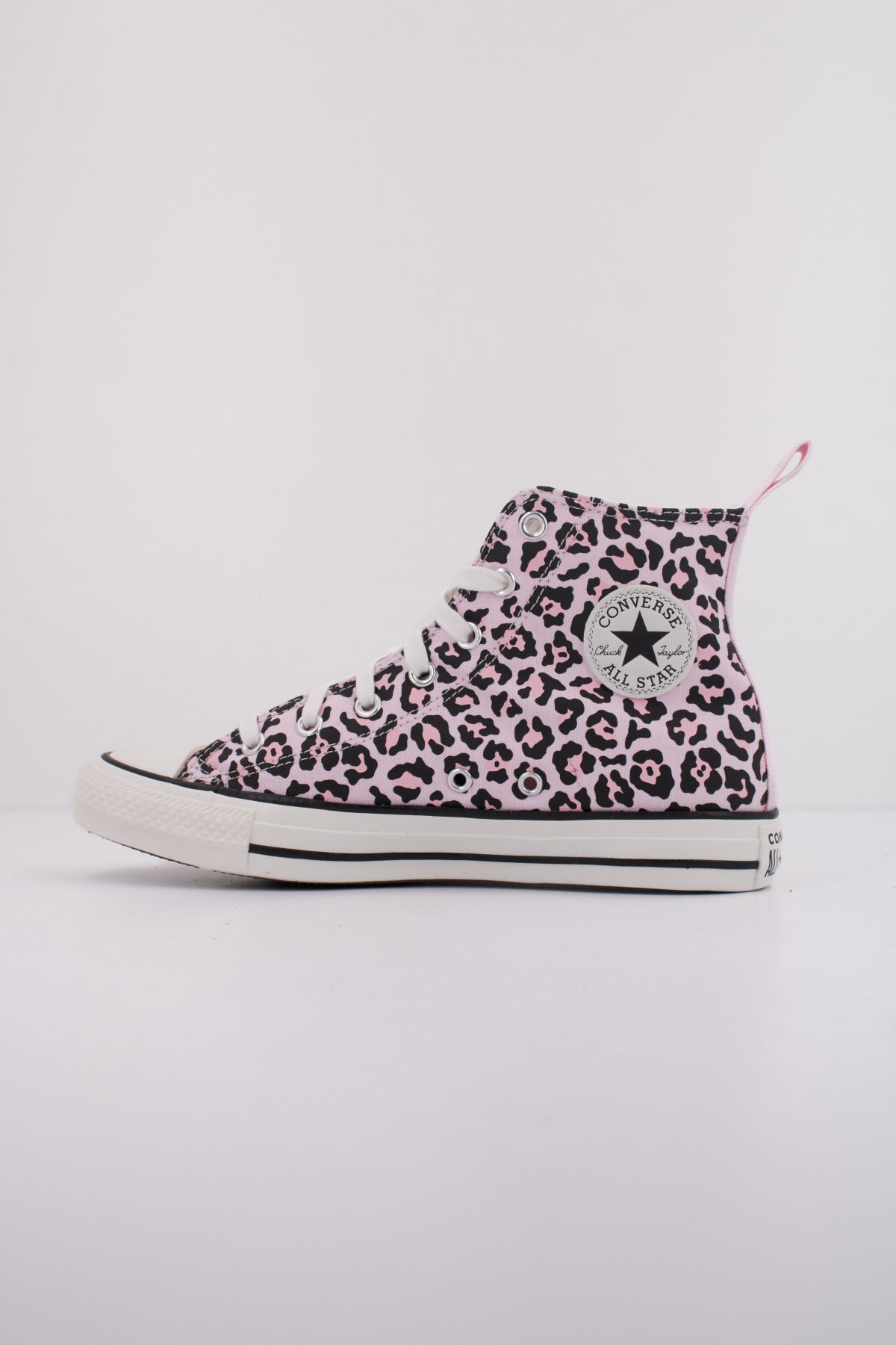 CONVERSE  CHUCK TAYLOR ALL STAR LEOPARD en color ANIMAL PRINT  (1)
