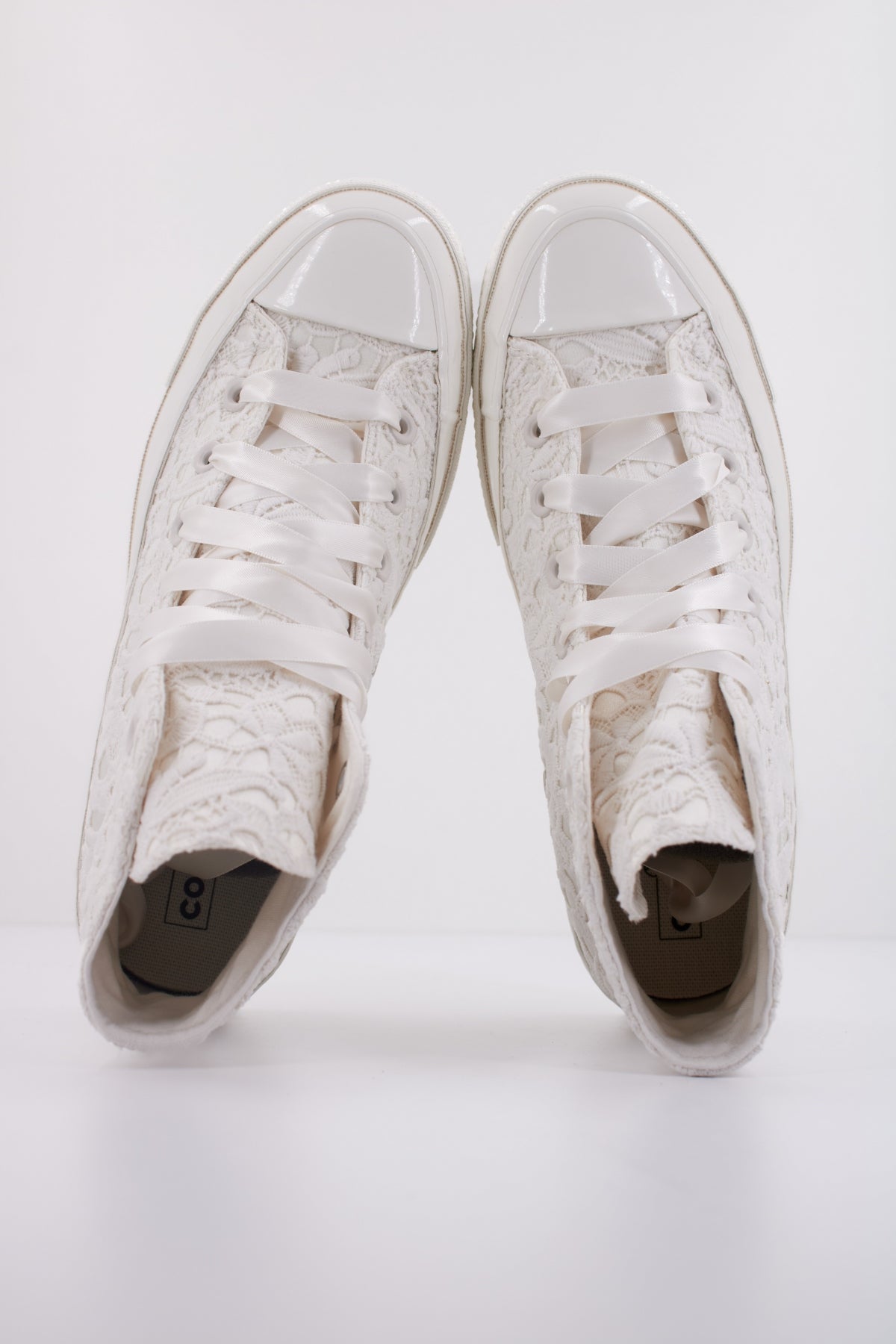CONVERSE CHUCK  CROCHETED SATIN en color BLANCO  (3)