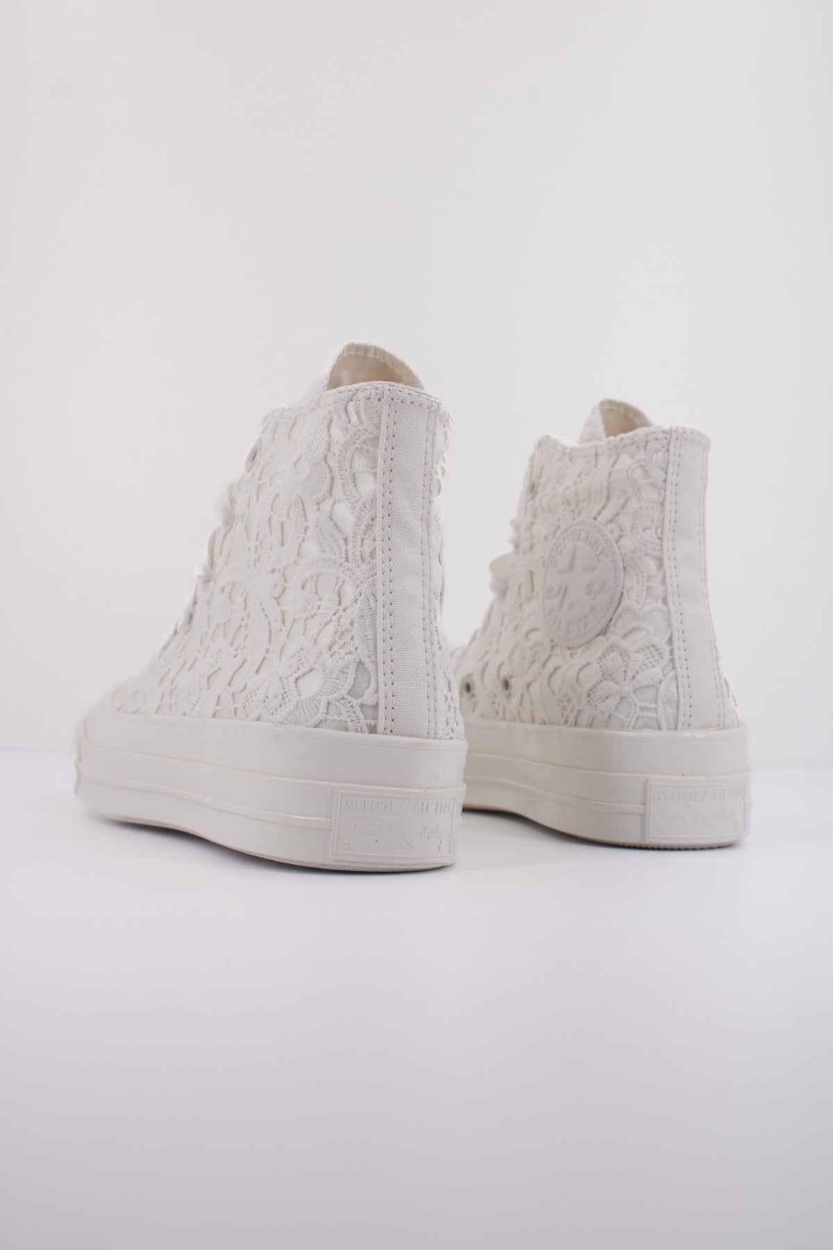 CONVERSE CHUCK  CROCHETED SATIN en color BLANCO  (4)